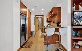 Brickell Bliss - Luxury Condo